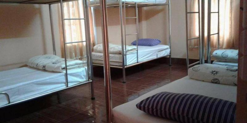 Soutchai Hostel And Tour Company Pakse Bagian luar foto