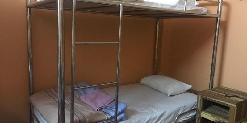Soutchai Hostel And Tour Company Pakse Bagian luar foto